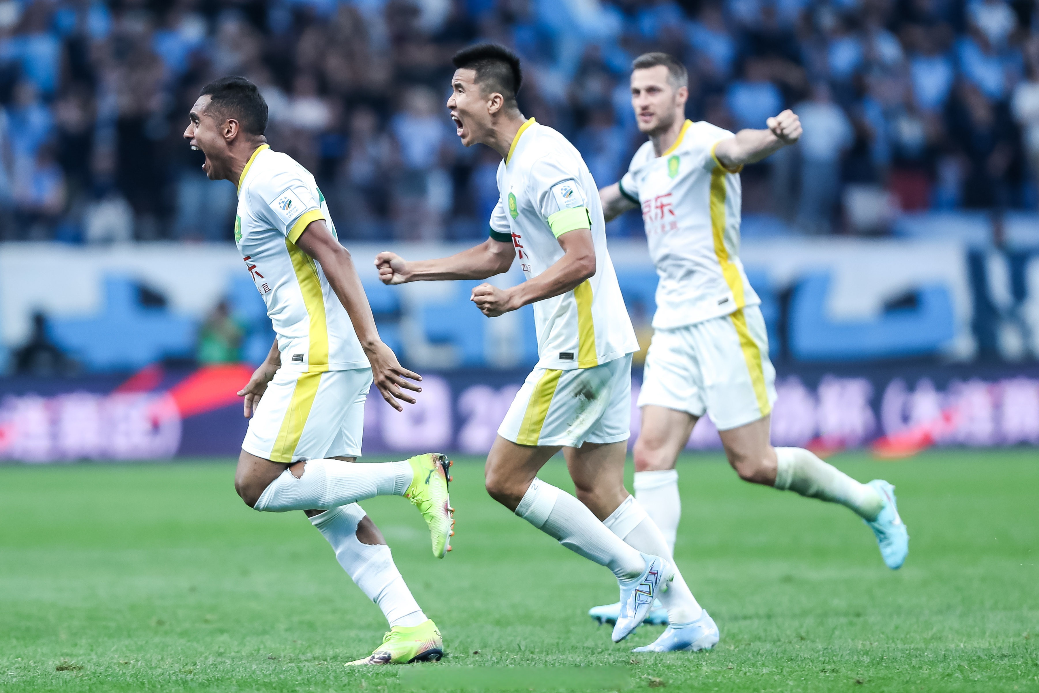 九游体育 -皇家马德里迎法国杯关键赛，国际比赛日回应争议，球迷炸锅，高层口径保持一致的简单介绍